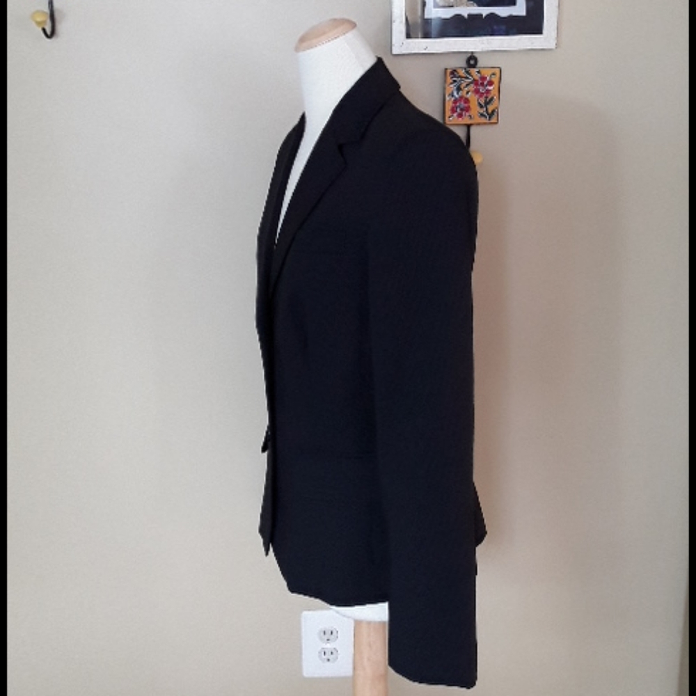 United Colors Of Benetton black pinstripe suit - Picture 2 of 11
